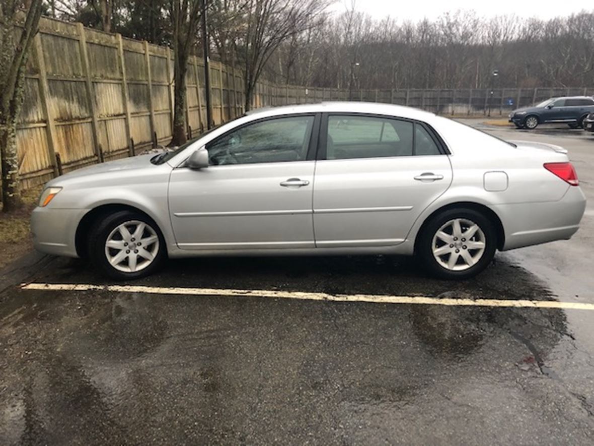 2007 Toyota Avalon for sale by owner in Plainville