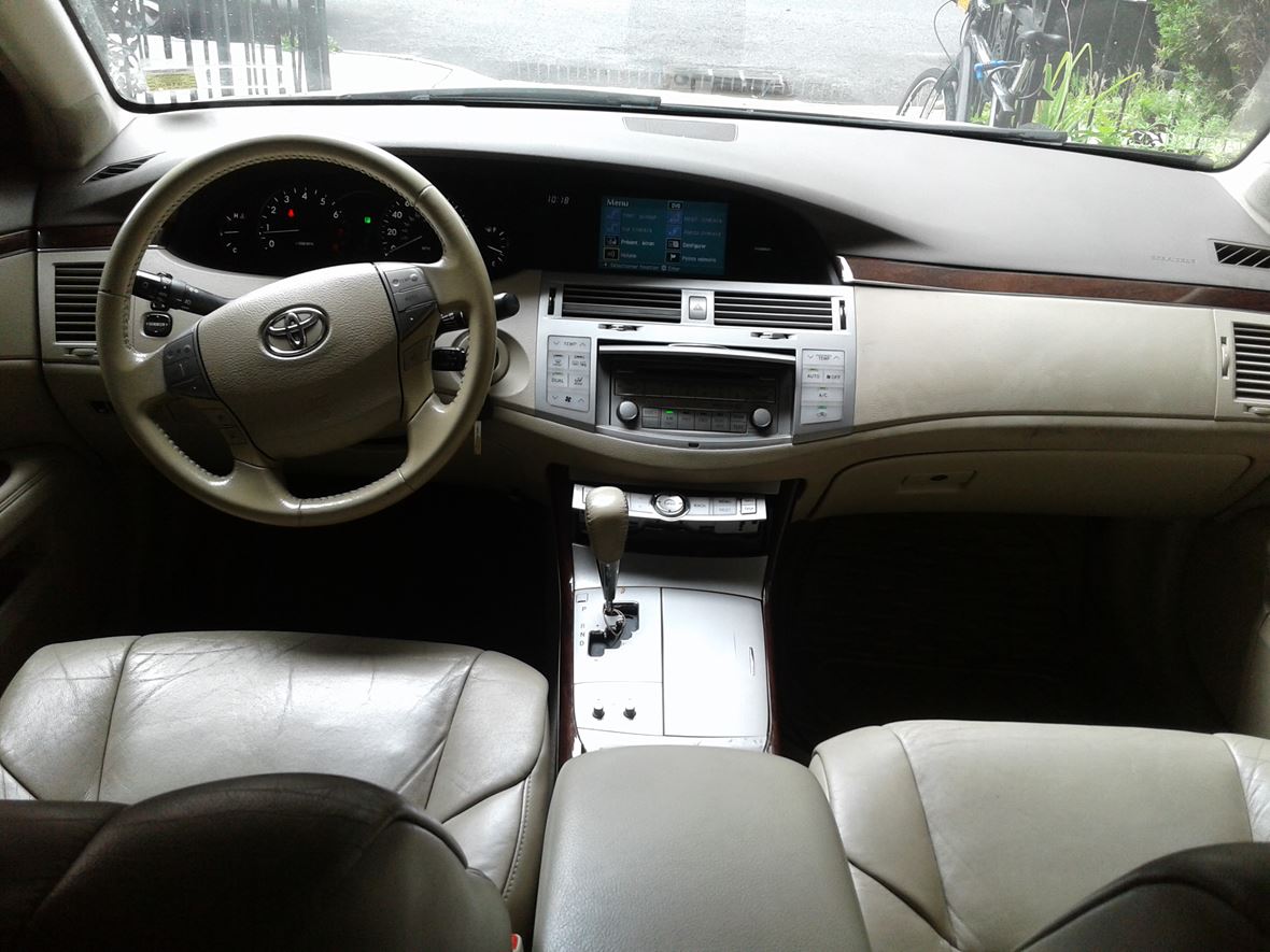 2008 Toyota Avalon for sale by owner in Brooklyn