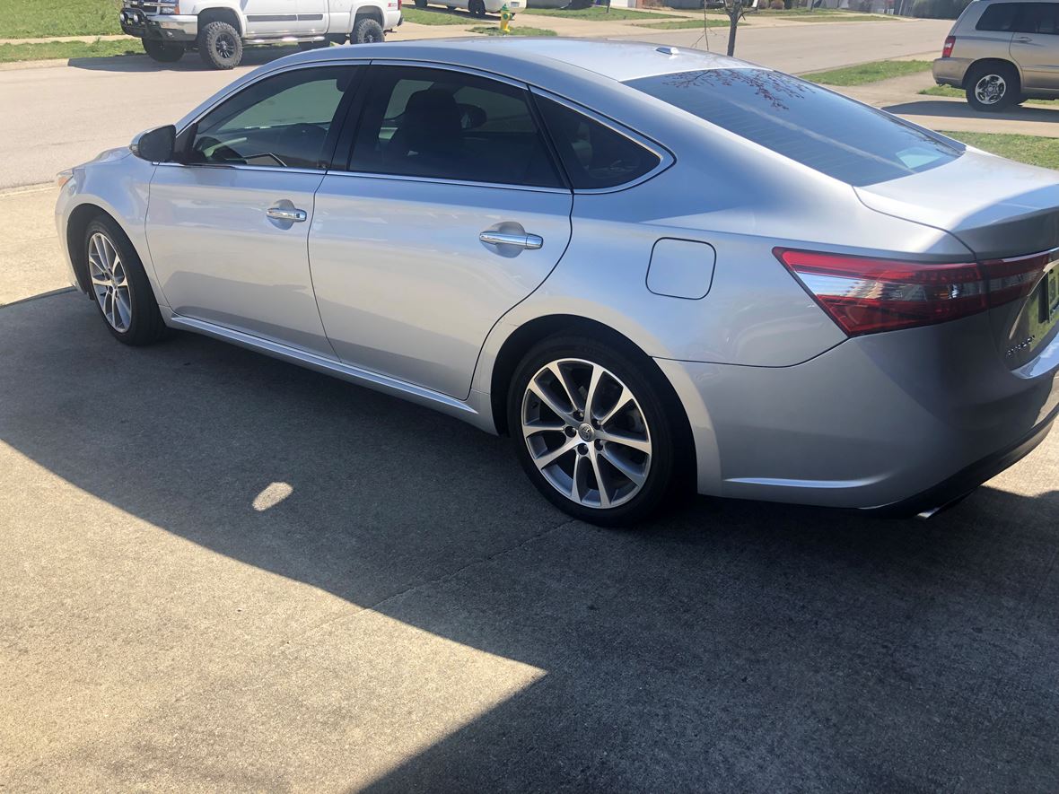 2014 Toyota Avalon for sale by owner in Lexington