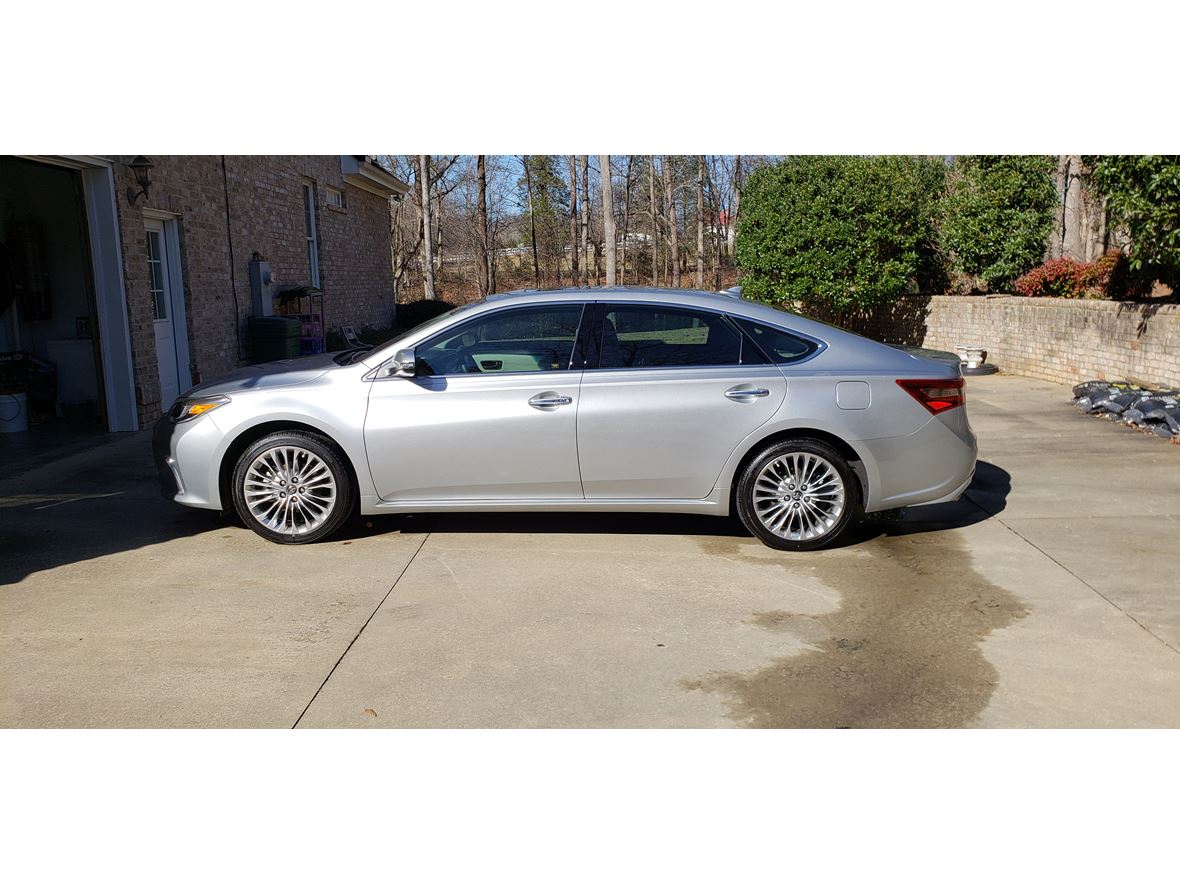 2017 Toyota Avalon for Sale by Owner in Simpsonville, SC 29680