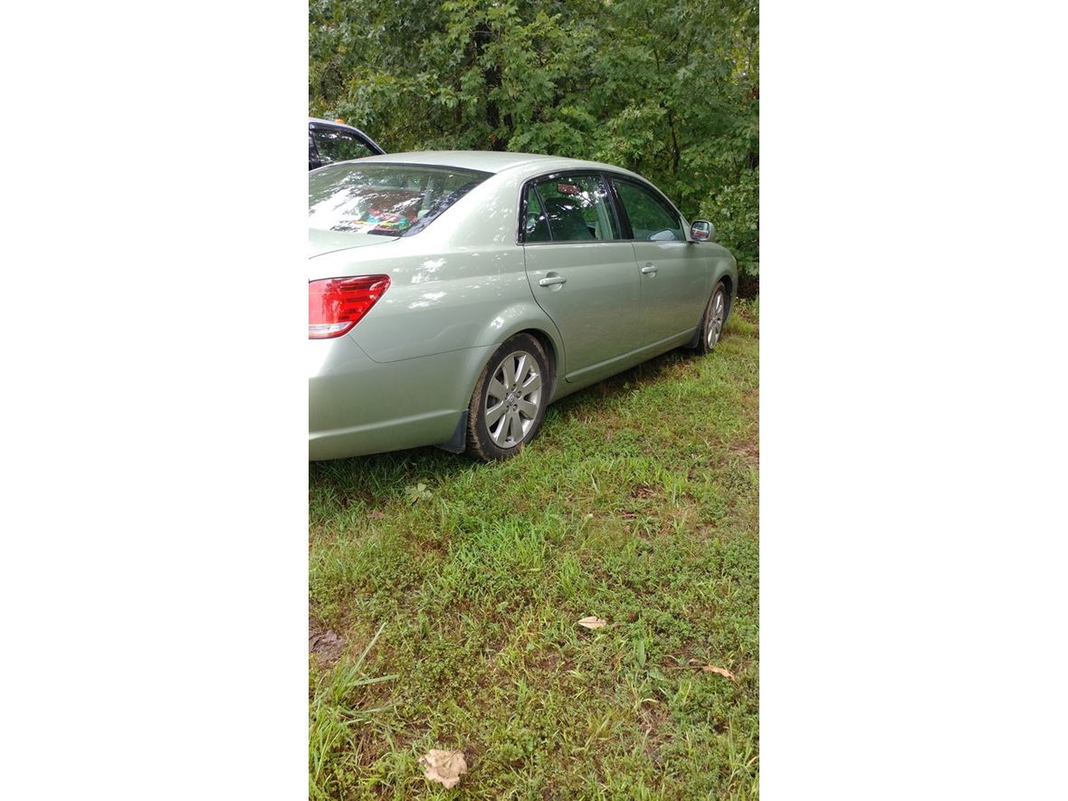 2005 Toyota Avalon XLS for Sale by Private Owner in Graff, MO 65660