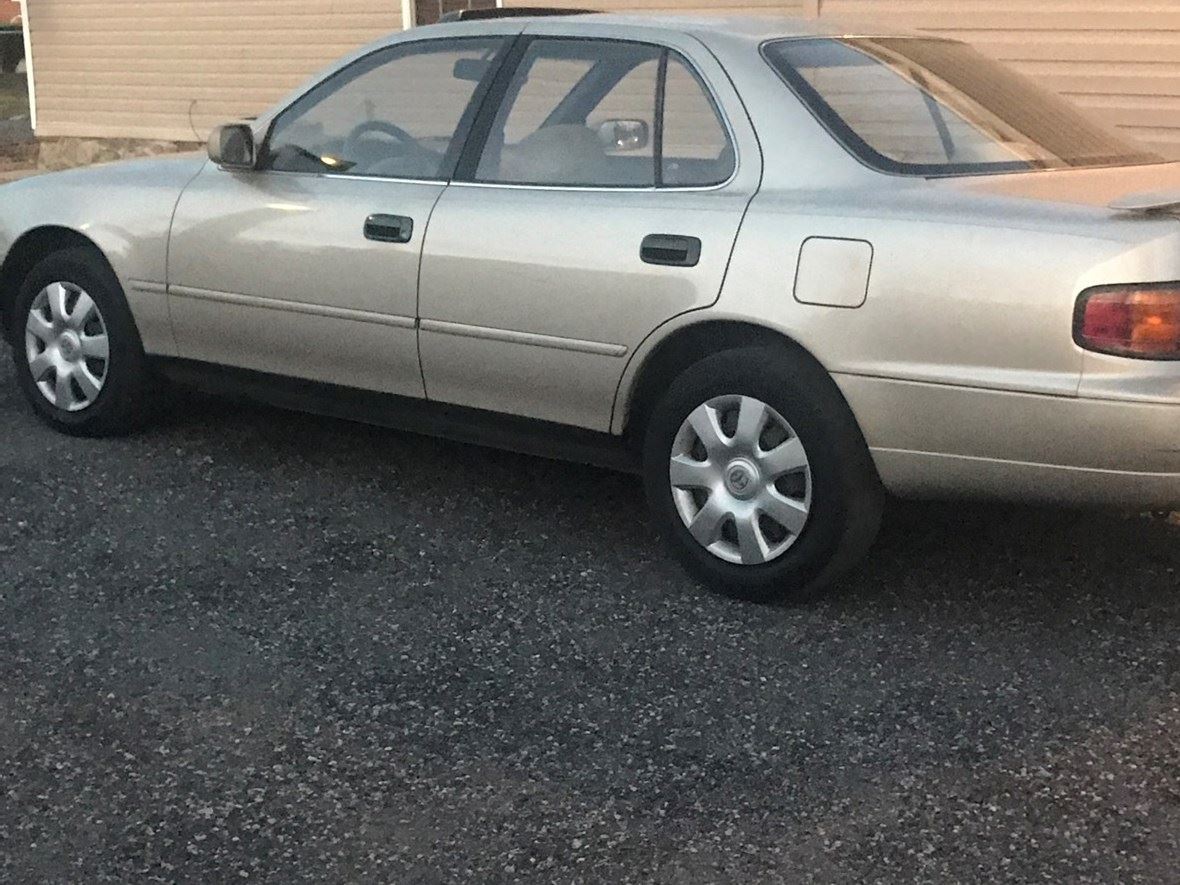1993 Toyota Camry for sale by owner in Roanoke Rapids