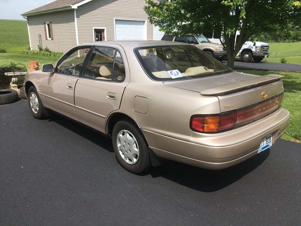 1994 Toyota Camry for sale by owner in Danville