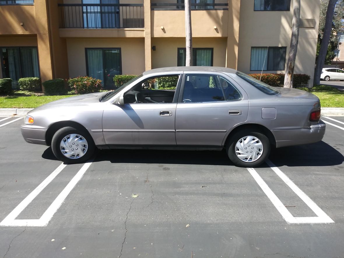 1995 Toyota Camry for sale by owner in Torrance
