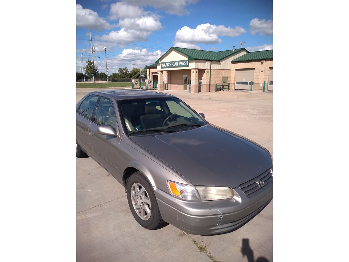 1997 Toyota Camry for sale by owner in Kansas City