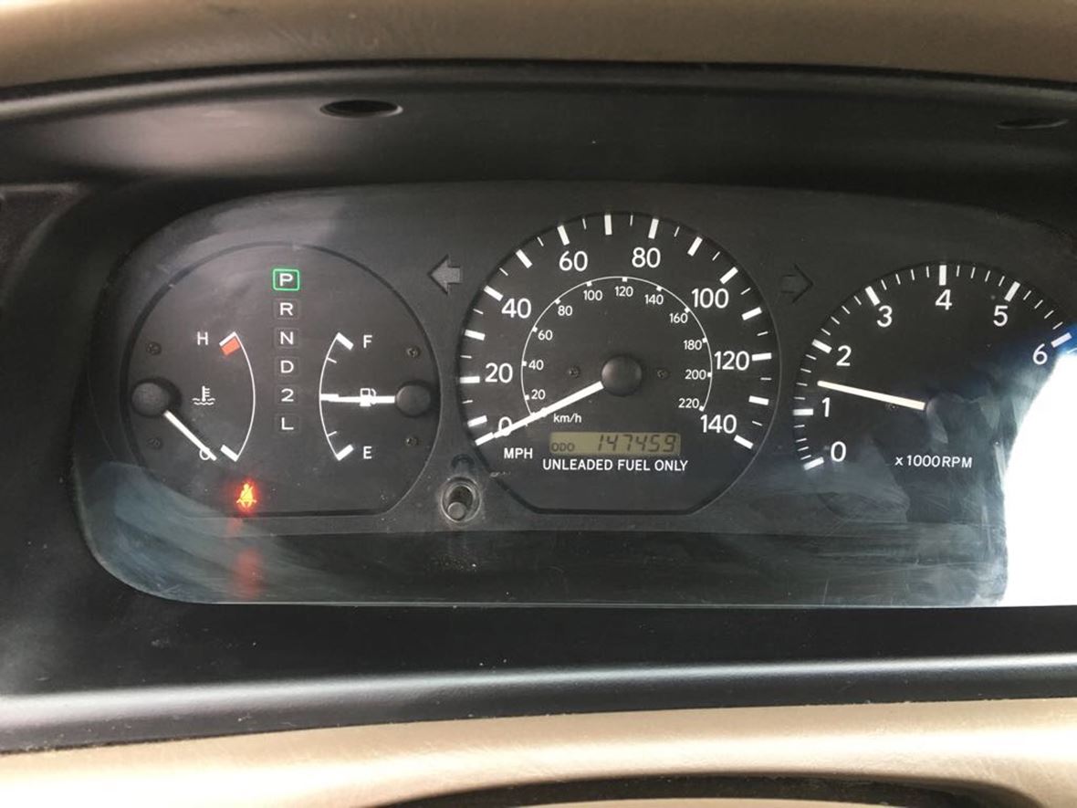 1998 Toyota Camry for sale by owner in Berwyn