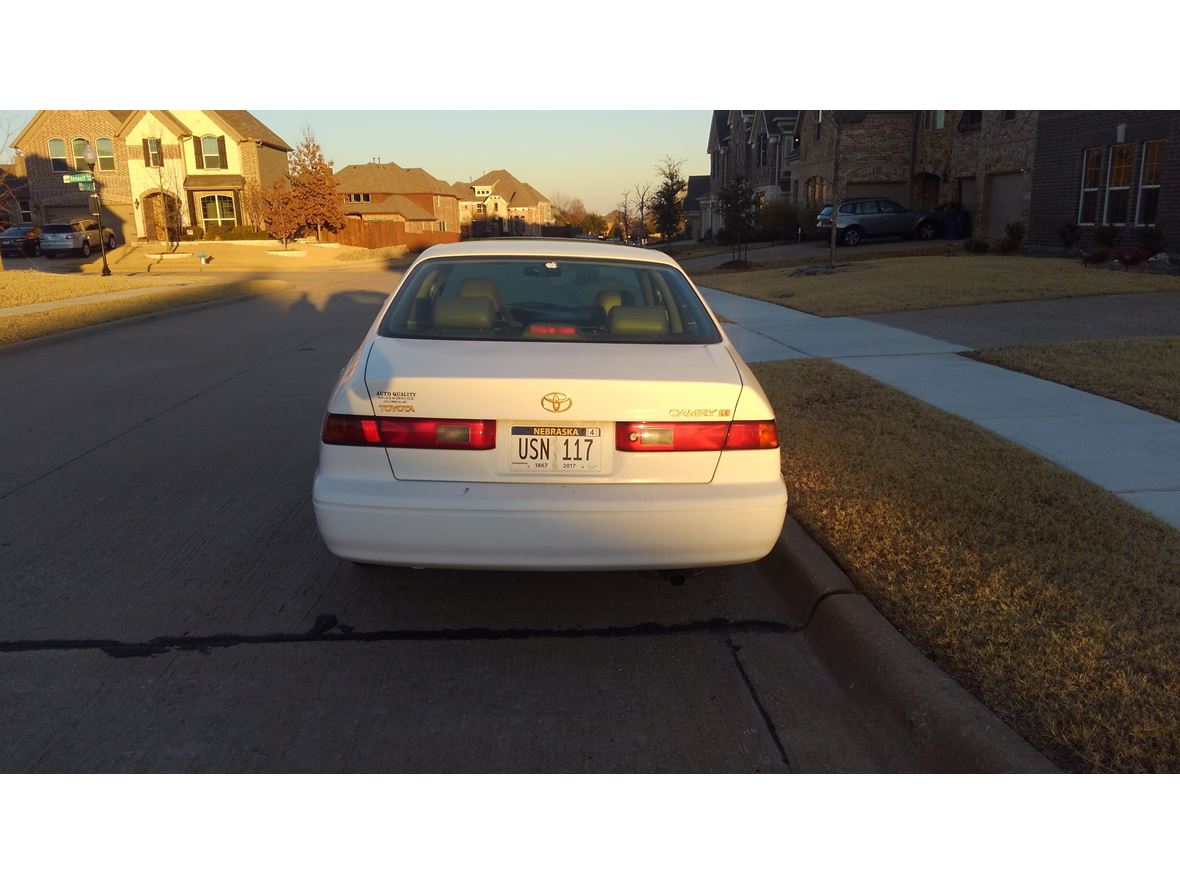 1998 Toyota Camry for sale by owner in McKinney
