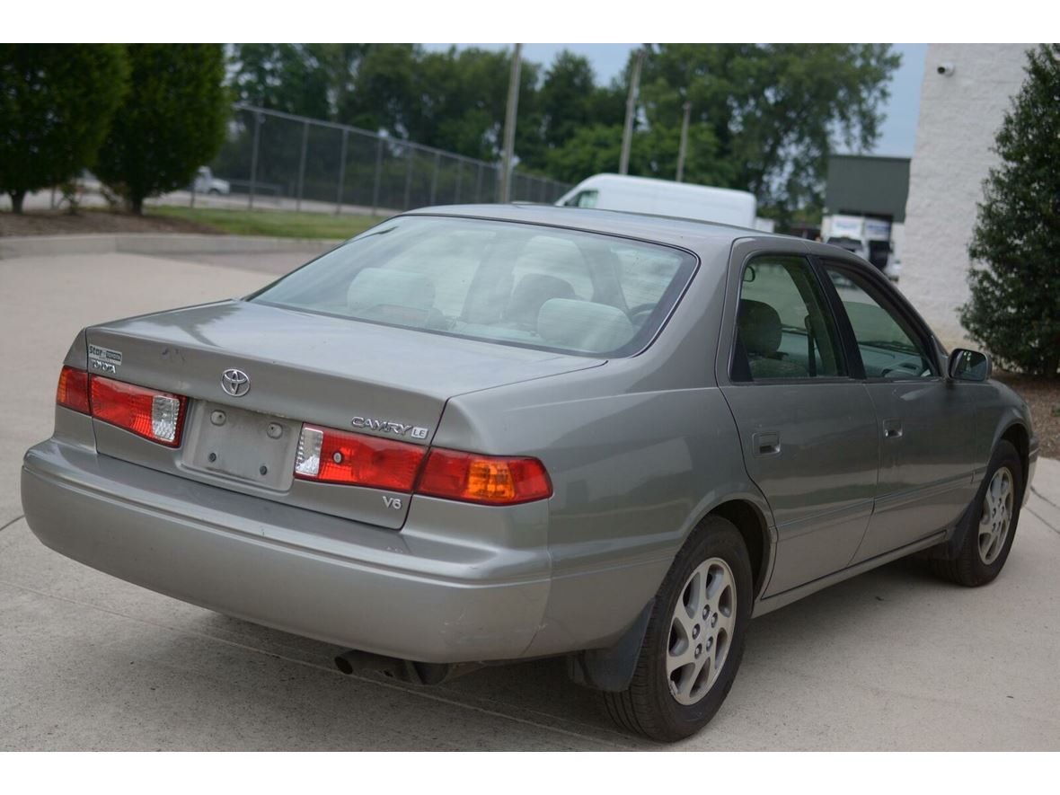 2001 Toyota Camry for sale by owner in Kansas City