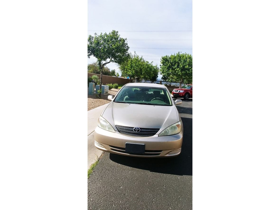 2002 Toyota Camry LE for sale by owner in Glendale