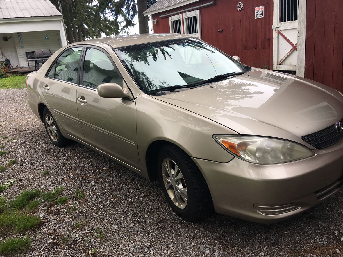 2004 Toyota Camry for sale by owner in Buffalo