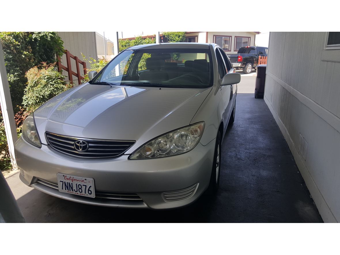 2005 Toyota Camry for sale by owner in Santa Ana