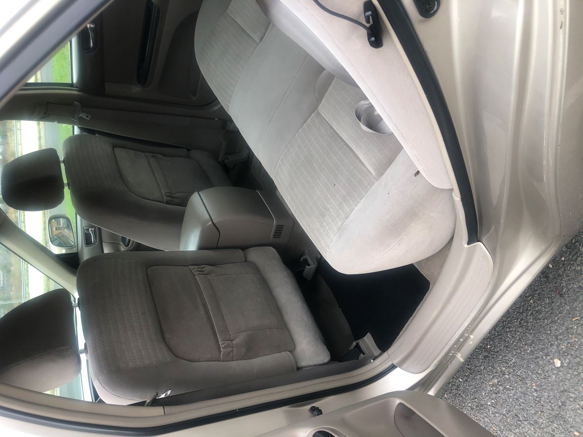 2005 Toyota Camry for sale by owner in Annandale