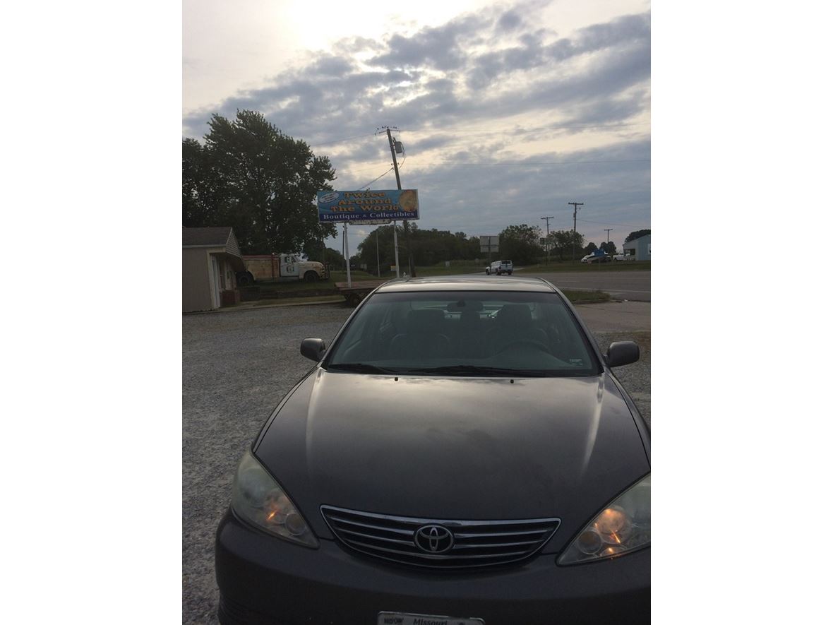 2005 Toyota Camry for sale by owner in Sedalia