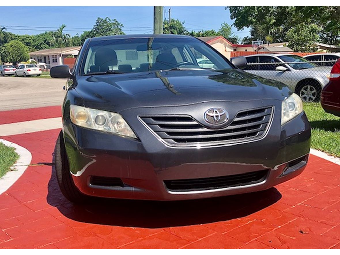 2008 Toyota Camry for sale by owner in Miami