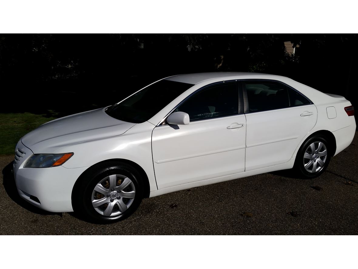 2009 Toyota Camry for sale by owner in Federal Way