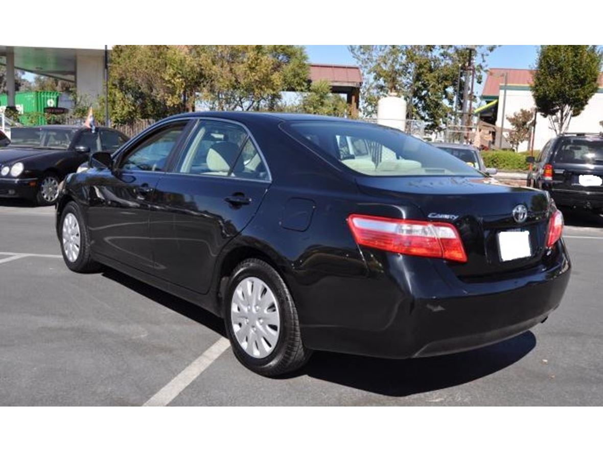 2009 Toyota Camry for sale by owner in Woodbridge