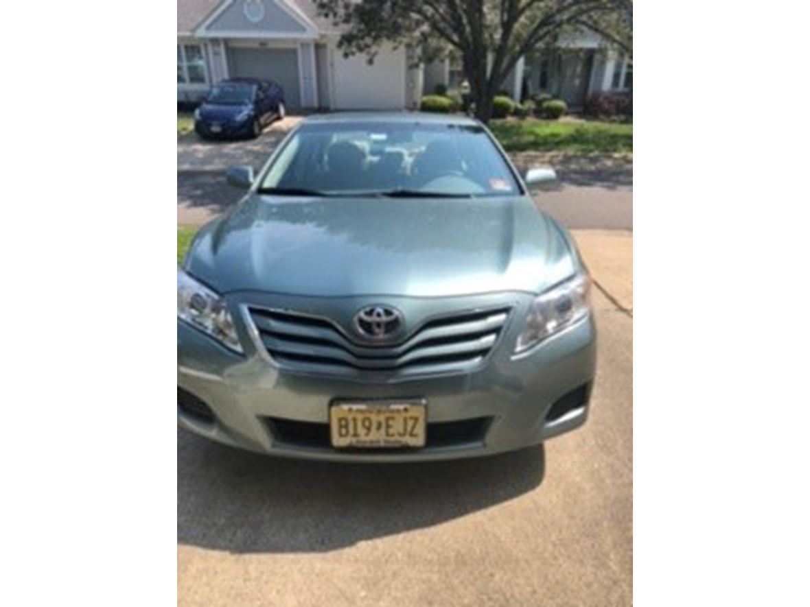 2011 Toyota Camry for sale by owner in Manchester Township