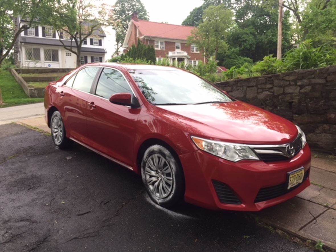 2012 Toyota Camry for sale by owner in Teaneck