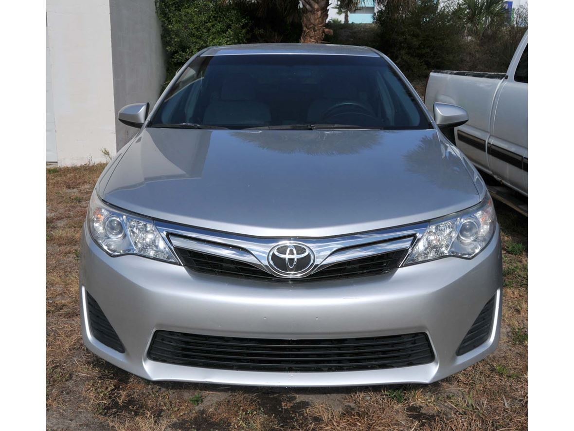 2012 Toyota Camry for sale by owner in Port Orange