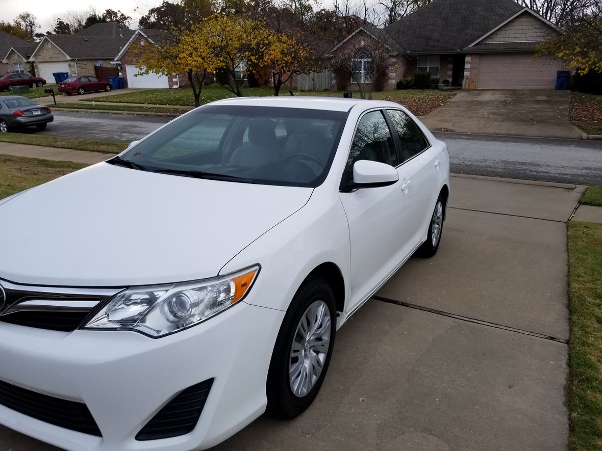 2012 Toyota Camry for sale by owner in Bentonville
