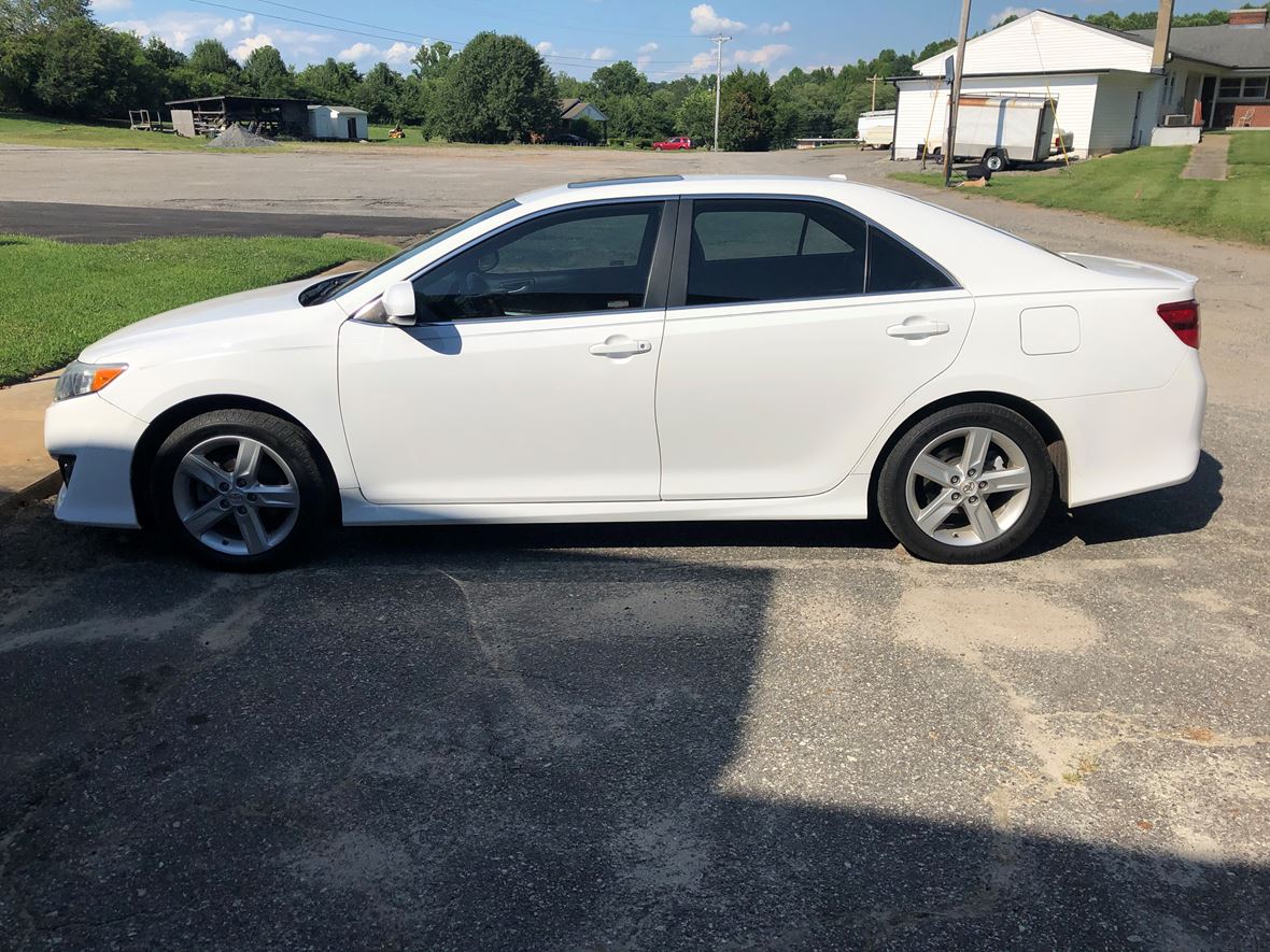 2012 Toyota Camry for sale by owner in Statesville