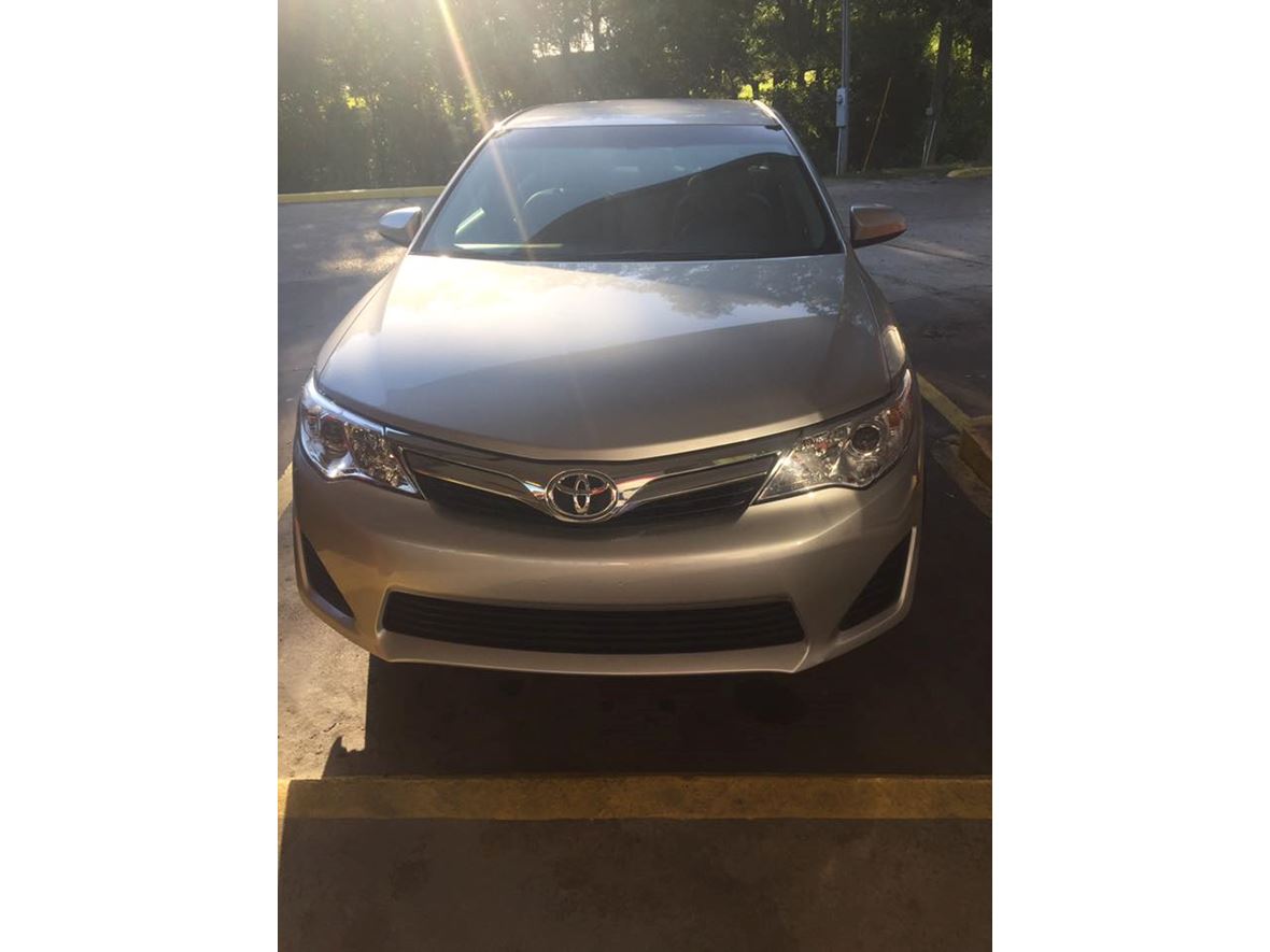 2013 Toyota Camry for sale by owner in Philadelphia