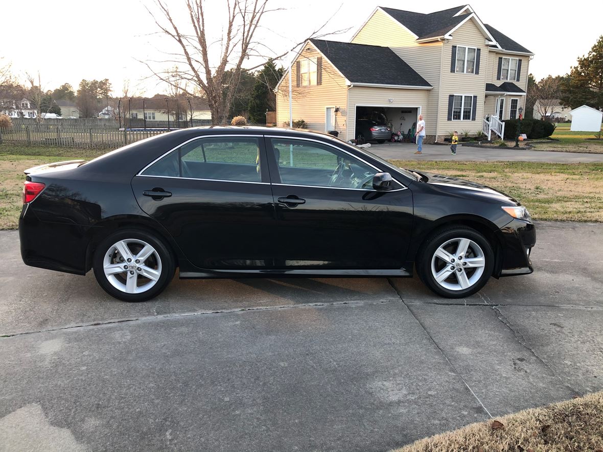 2013 Toyota Camry for sale by owner in Elizabeth City