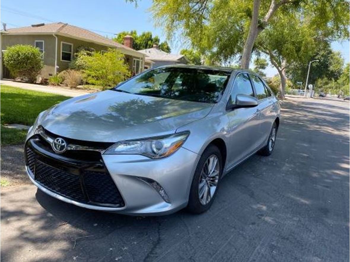 2016 Toyota Camry for sale by owner in Alexandria