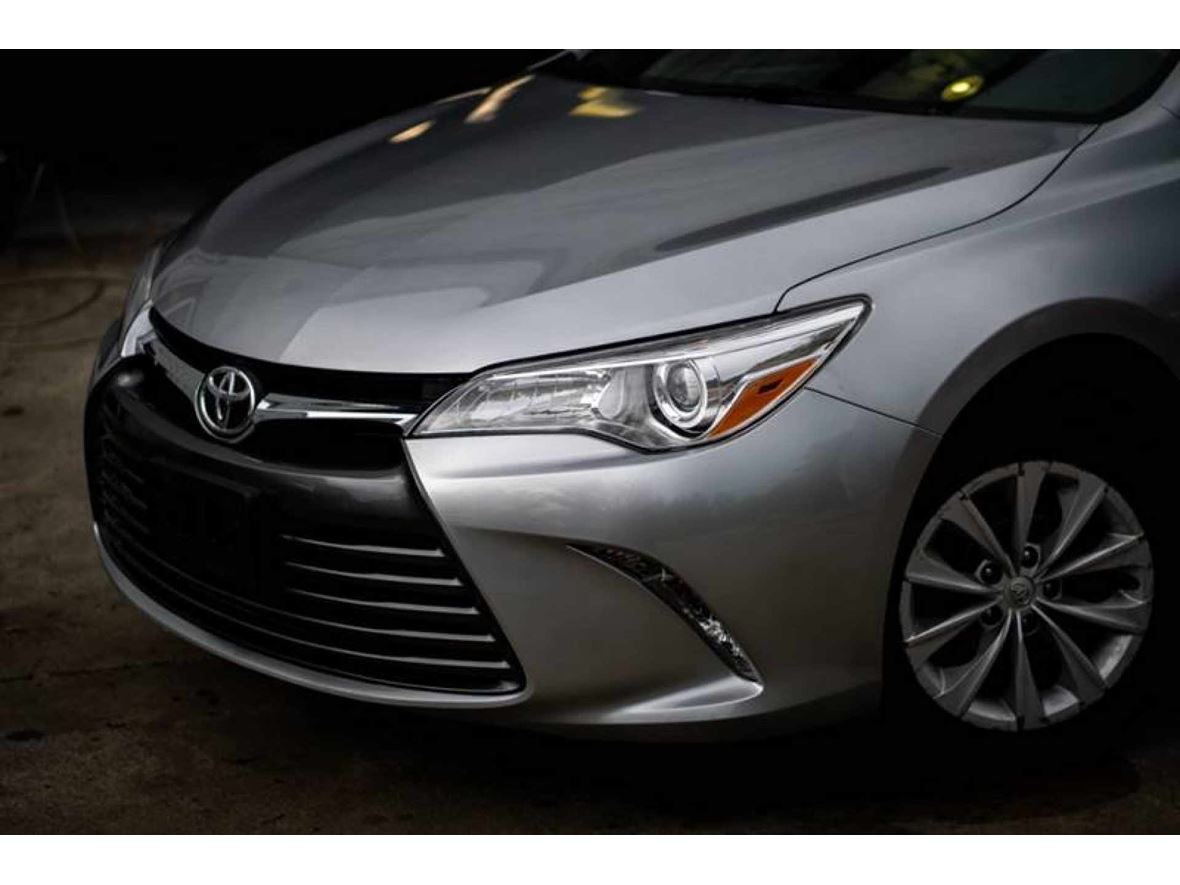 2017 Toyota Camry for sale by owner in Houston
