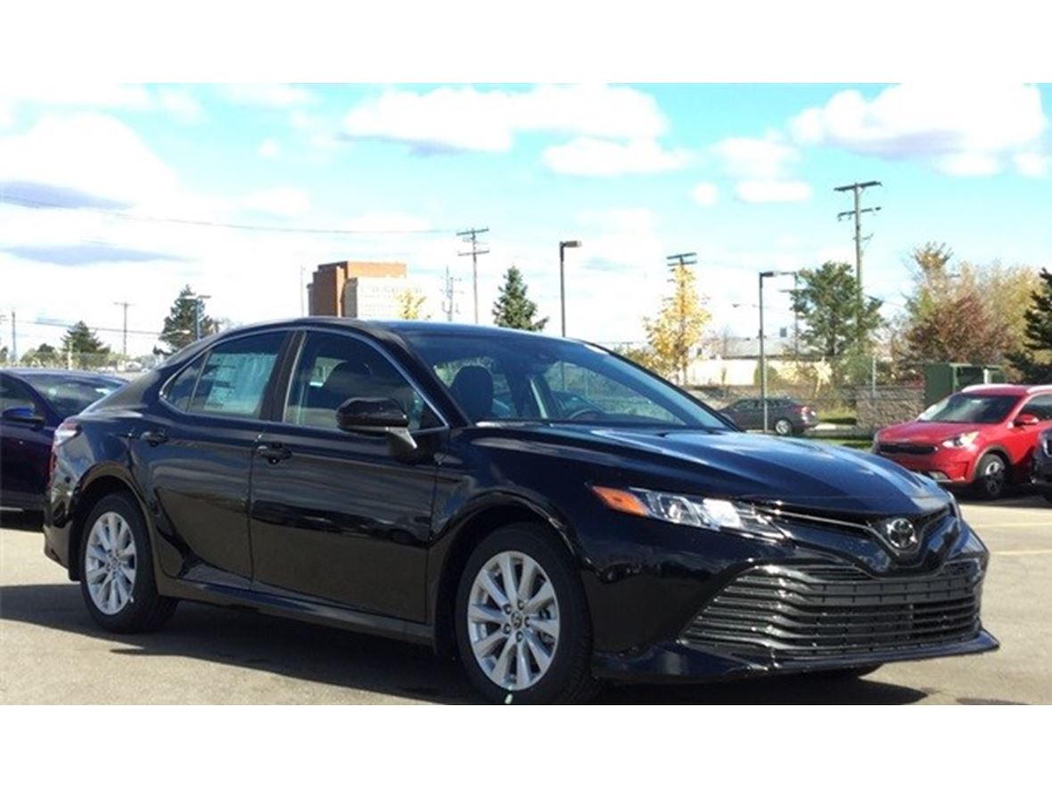 2019 Toyota Camry for sale by owner in Dearborn