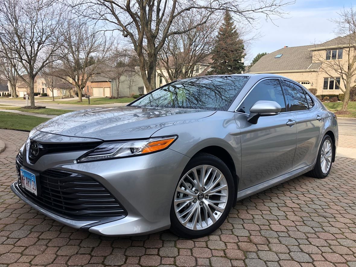 2019 Toyota Camry for sale by owner in Naperville