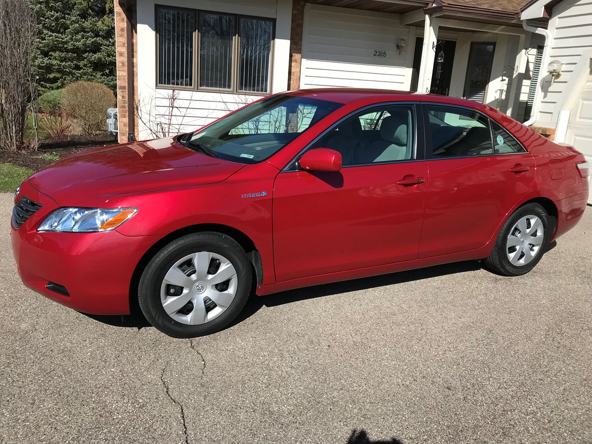 2008 Toyota Camry Hybrid for sale by owner in Grand Rapids