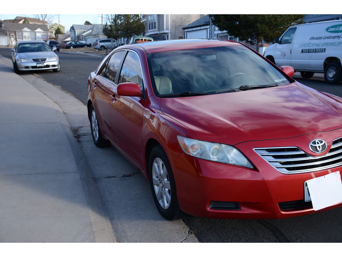 2009 Toyota Camry Hybrid for sale by owner in Aurora