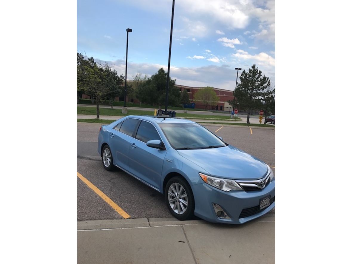 2012 Toyota Camry Hybrid for sale by owner in Littleton