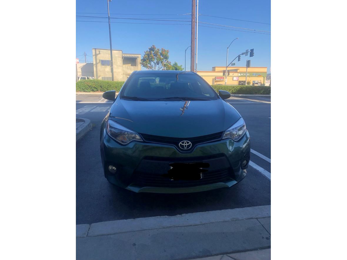 2014 Toyota corolla  for sale by owner in Glendale