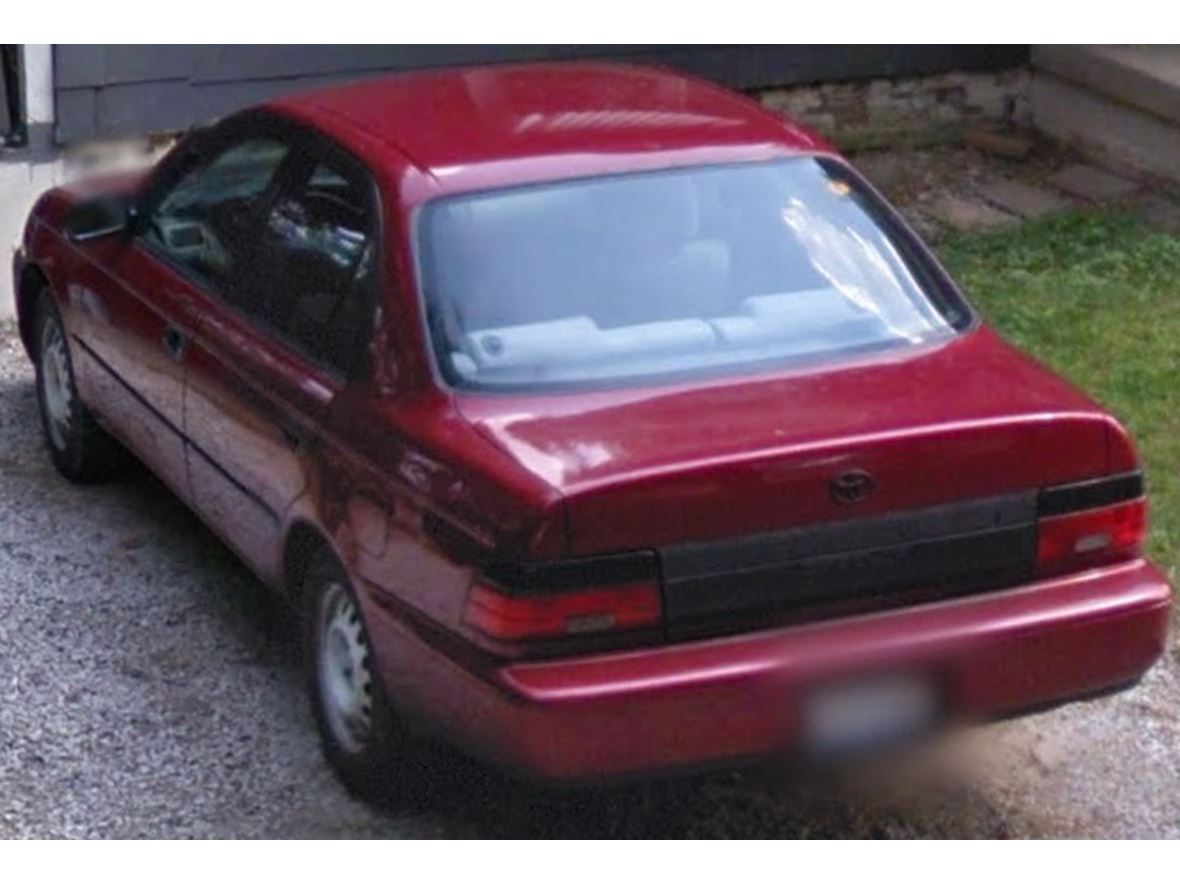 1995 Toyota Corolla for sale by owner in Collinsville