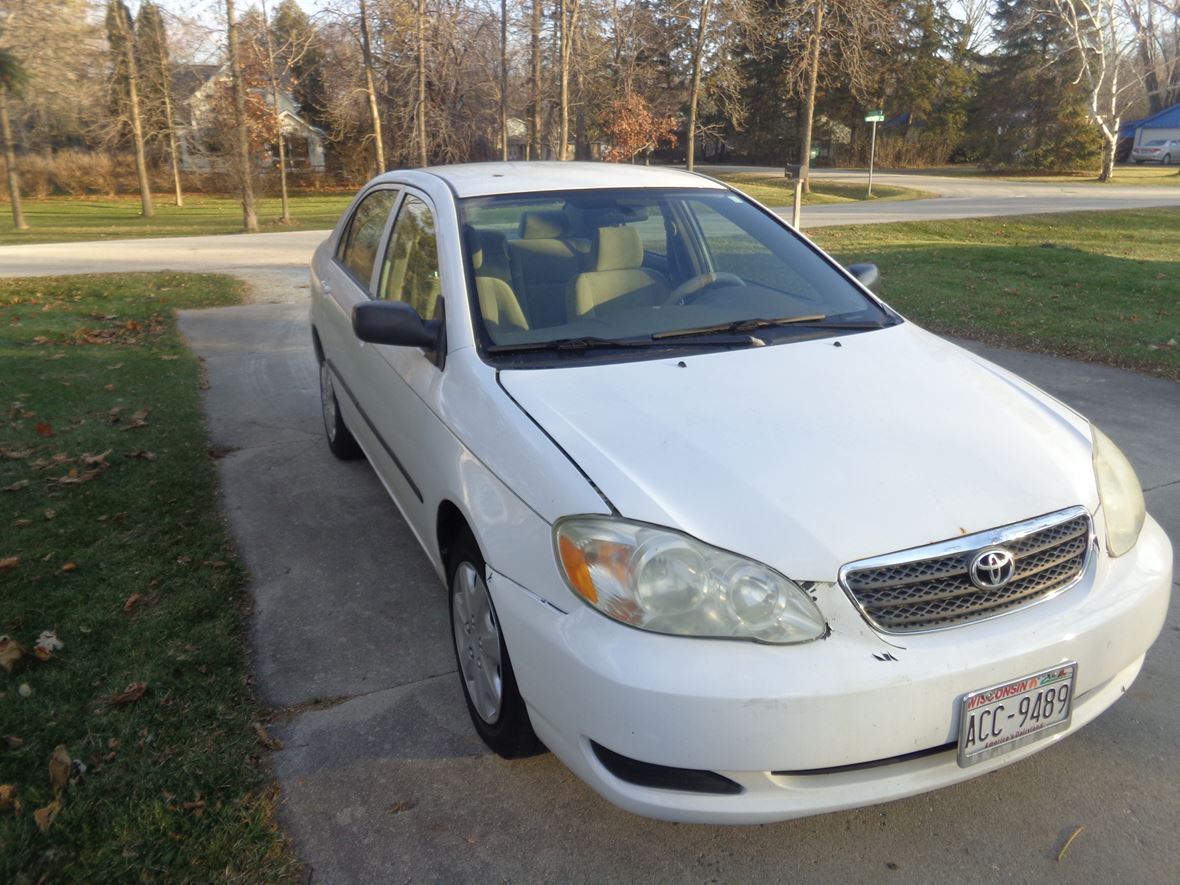 2007 Toyota Corolla for sale by owner in Mequon