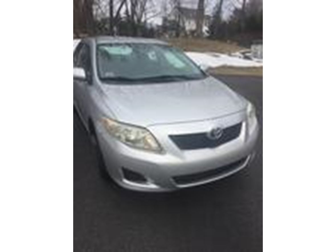 2010 Toyota Corolla for sale by owner in Stratham