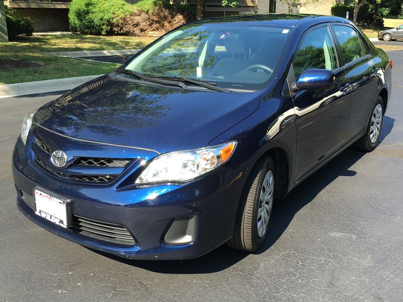 2012 Toyota Corolla for sale by owner in Milwaukee