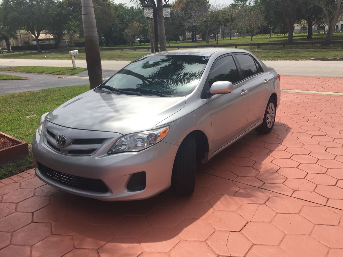 2012 Toyota Corolla for sale by owner in Coral Springs