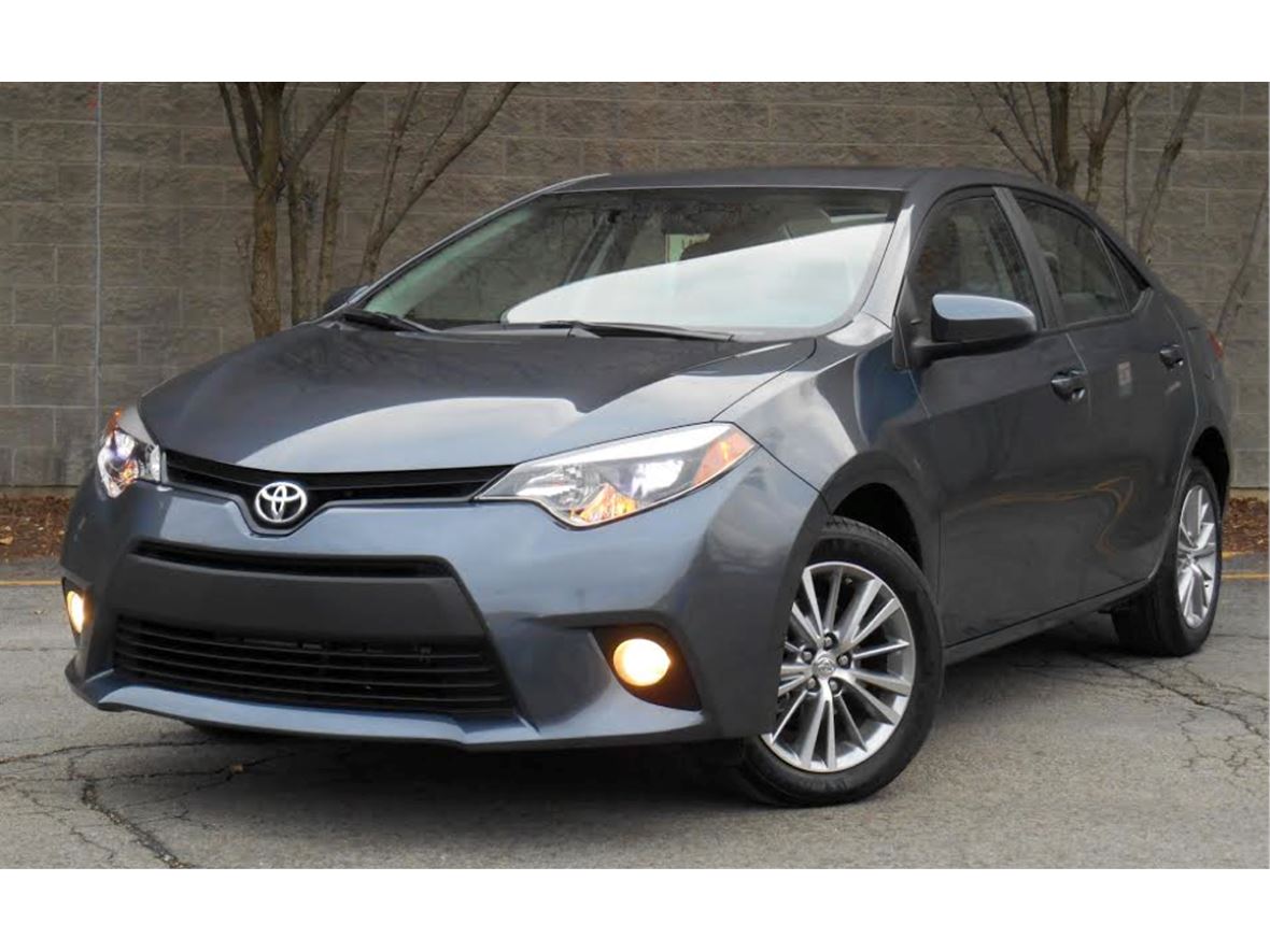 2014 Toyota Corolla for sale by owner in Reno