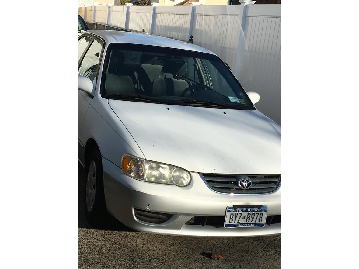 2002 Toyota Corolla LE for sale by owner in Farmingdale
