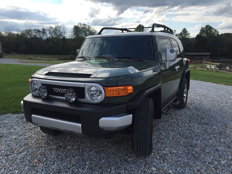 2014 Toyota Fj Cruiser For Sale By Private Owner In Indianapolis