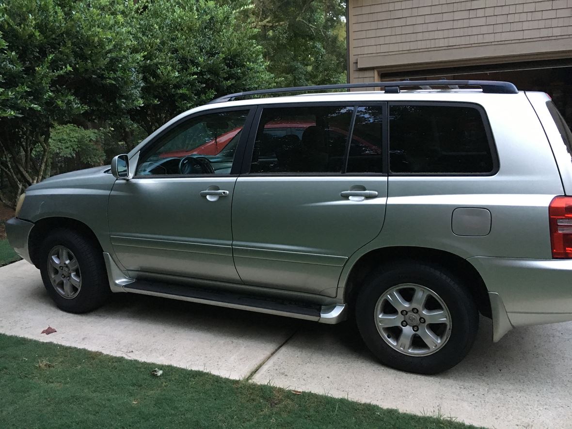 2003 Toyota Highlander for sale by owner in Peachtree Corners