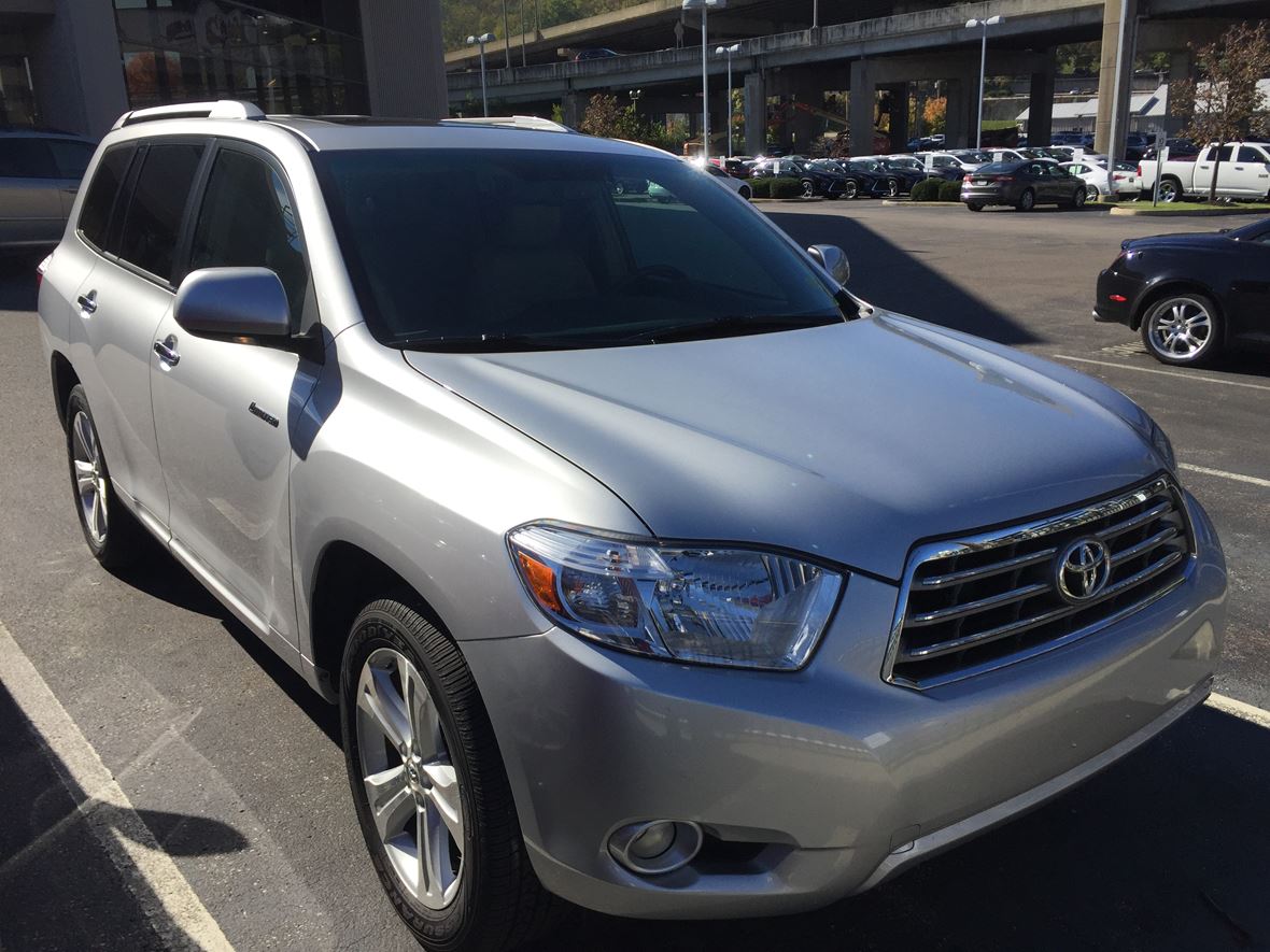 2010 Toyota Highlander for sale by owner in Cincinnati