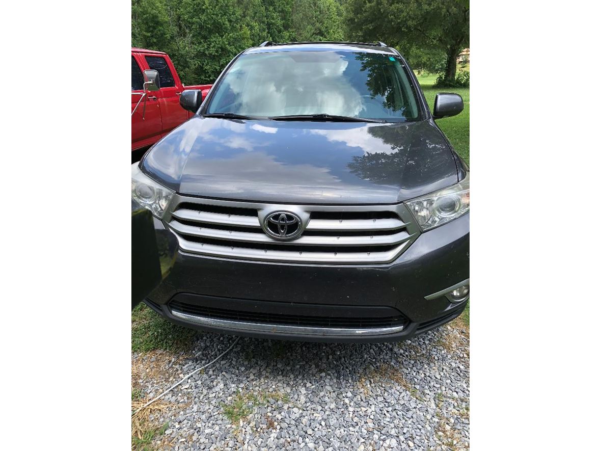 2012 Toyota Highlander Limited for sale by owner in Cedartown