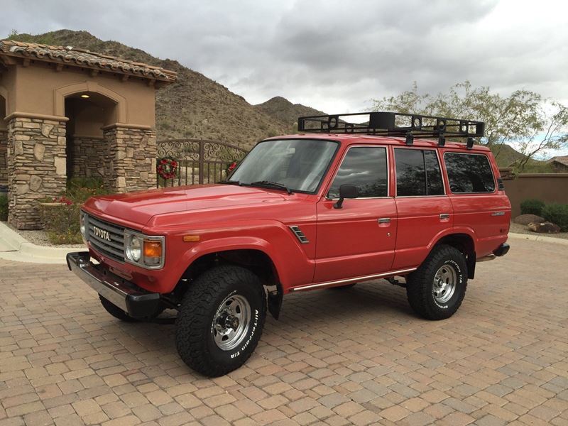 1983 Toyota Land Cruiser FJ60 for sale by owner in Dallas