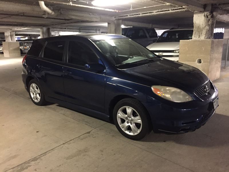 2003 Toyota Matrix for sale by owner in Tarrytown