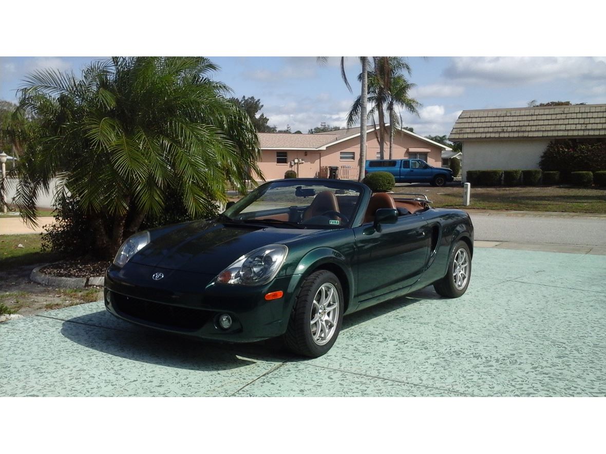 2004 Toyota MR2 Spyder for sale by owner in Sun City Center