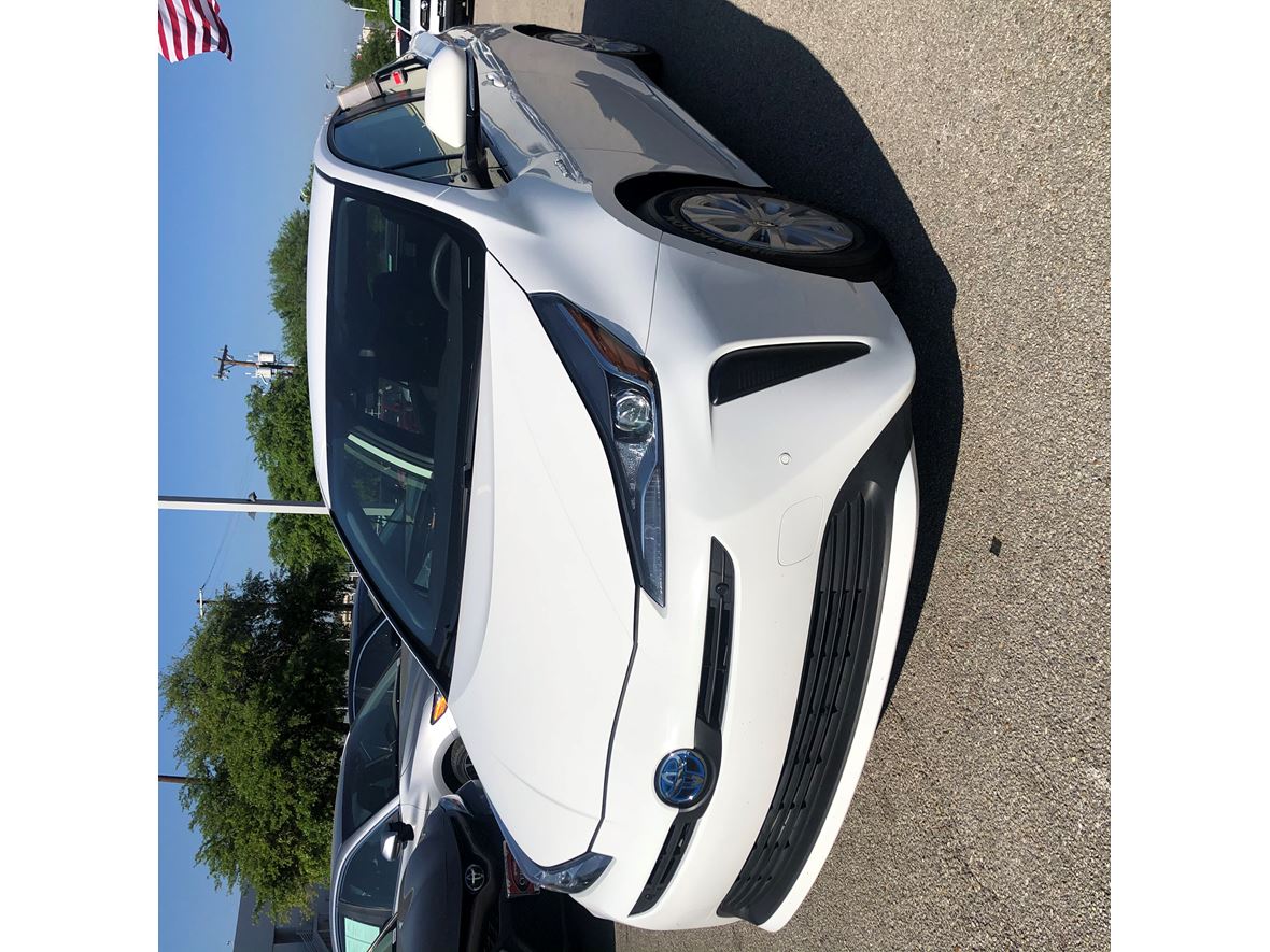 2019 Toyota Prius  for sale by owner in San Antonio